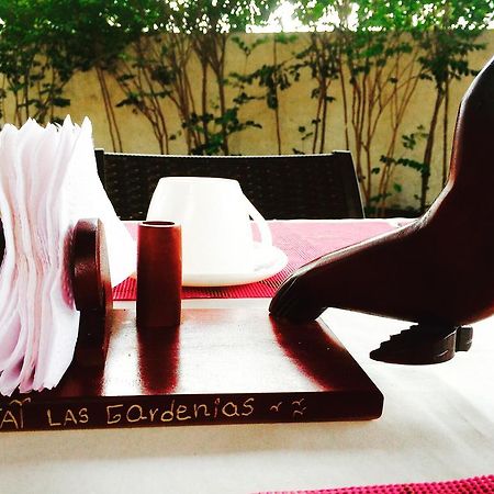 Hôtel Las Gardenias à Puerto Villamil Extérieur photo